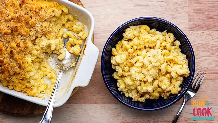 Homemade creamy macaroni and cheese