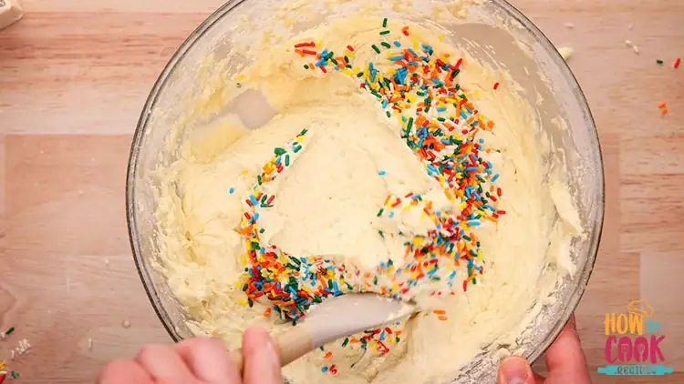 How can I make a simple birthday cake at home