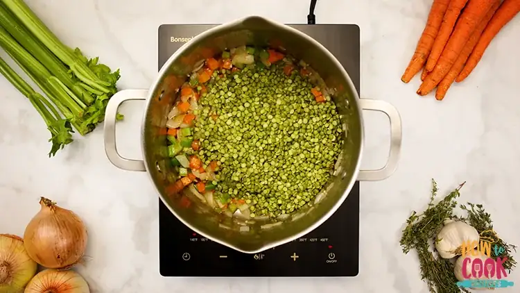 How do you make split pea soup from scratch