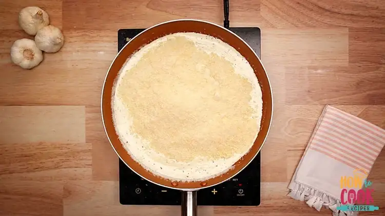 How to make fettuccine alfredo sauce