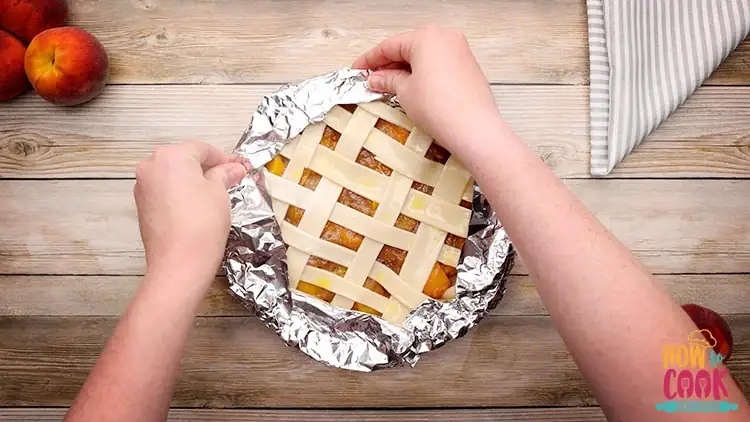 What goes well with peach pie